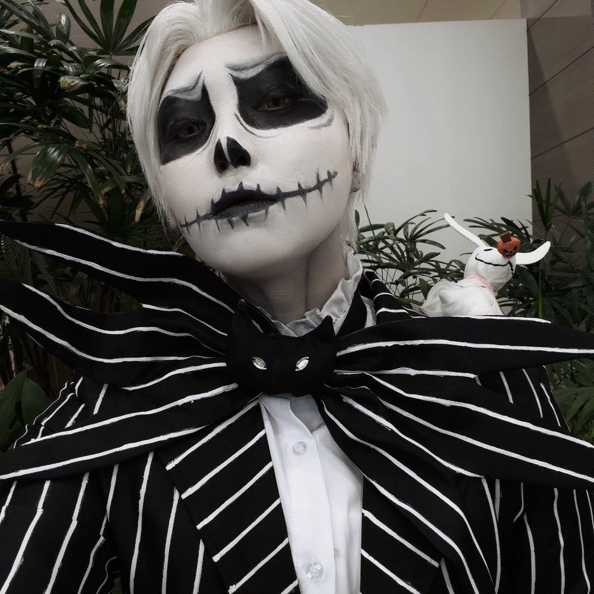 서코 도착 샐리랑 함께 다니고있어요🎄