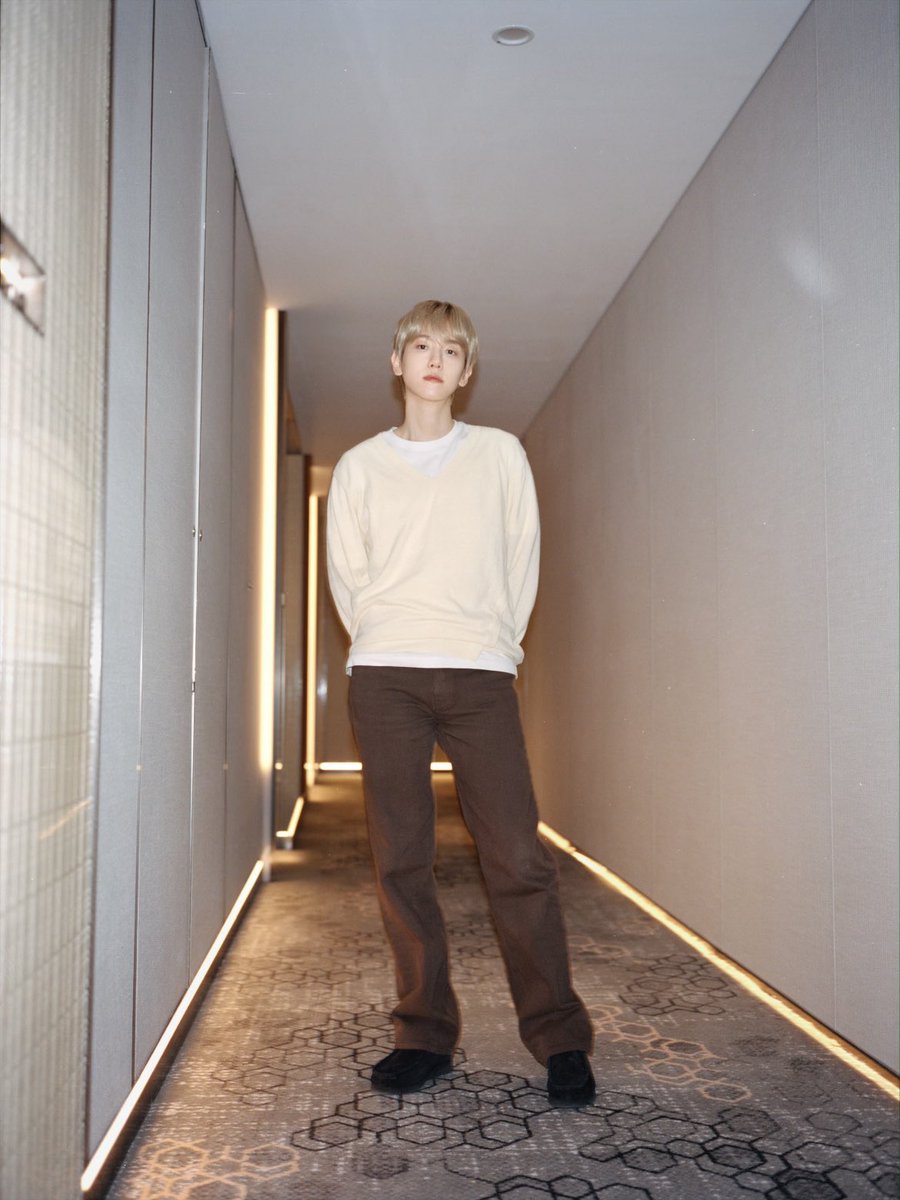 boxianbaozi's tweet photo. 🎞️📸💛 #BAEKHYUN https://t.co/4LRpXm9HbF