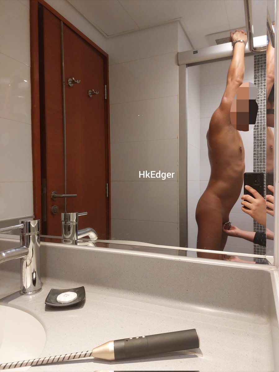 EdgerHk's tweet photo. Love that S-curved back https://t.co/zk543Kgozv