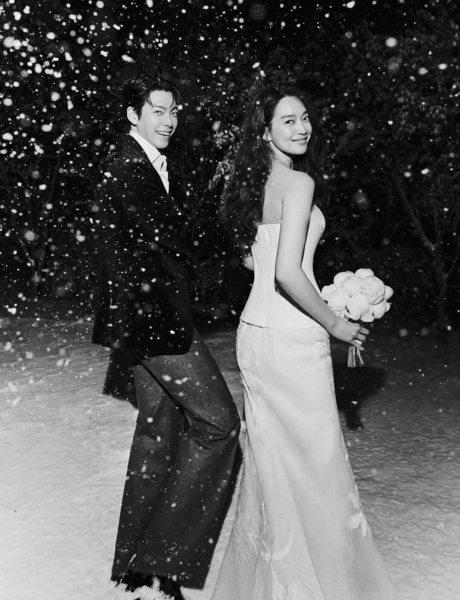joochocoo's tweet photo. OMG, AM Entertainment shared the wedding photos of Shin Min Ah and Kim Woo Bin 😭 I’m about to cry. I truly hope you both stay happy forever.

Today, actress Shin Minah and actor Kim Woo Bin are officially tying the knot.

We are deeply grateful for the warm blessings and unwavering support you've shown the couple as they embark on this precious new journey together.

Both actors look forward to returning your love by continuing to deliver their best performances on screen in the future. #KimWooBin #ShinMinAh