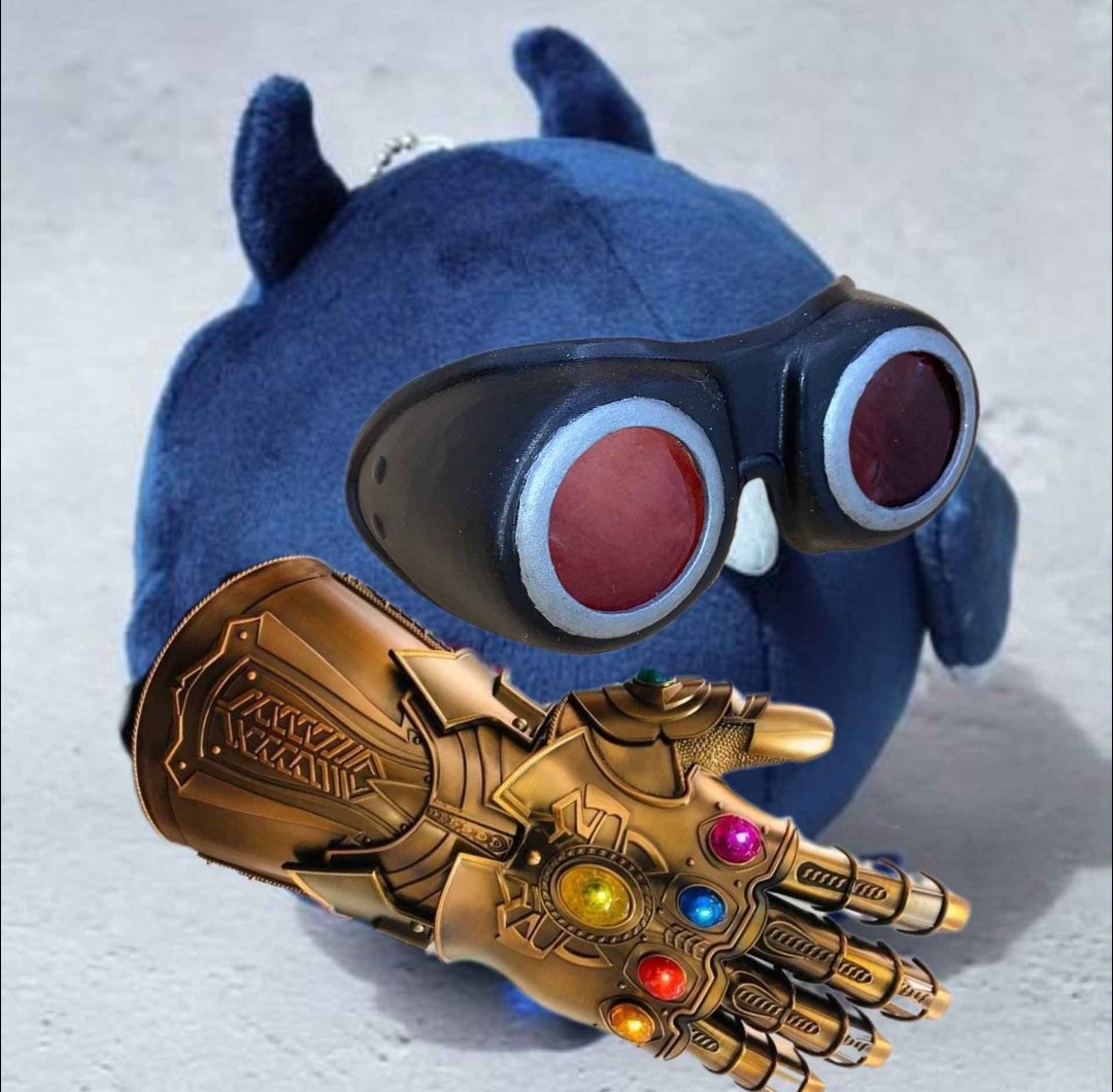 eatingmiketyson's tweet image. I almost forgot but Happy Fat Fuck Friday! #MemeRissa #RavenCrafts #RissaLIVE