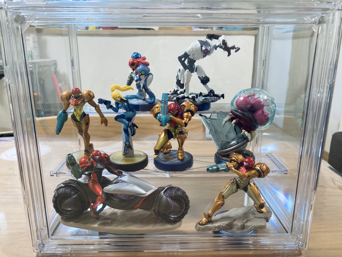 組み立てるのに手こずって早くも擦り傷つけるという🙄でも良い感じ