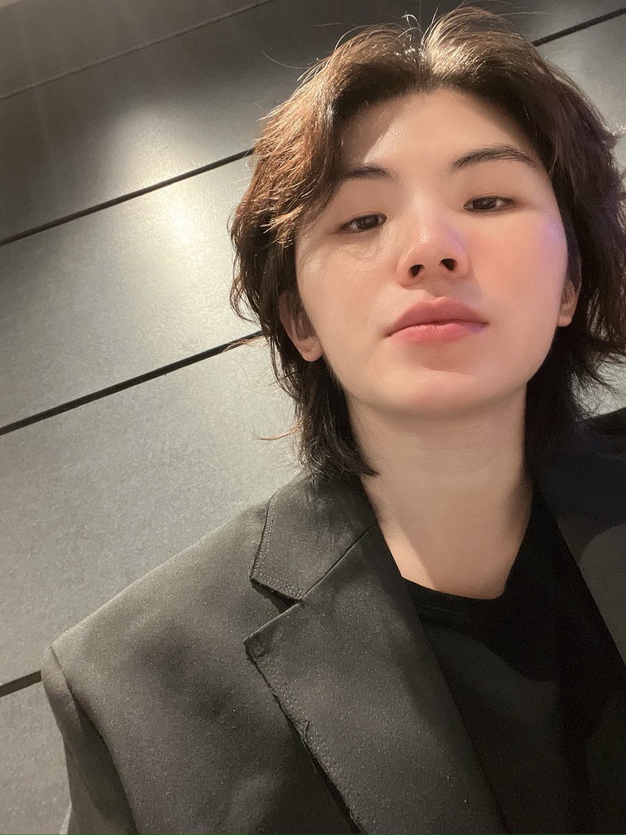 지훈이 보거싶다ㅠㅠㅠㅠㅠㅠ