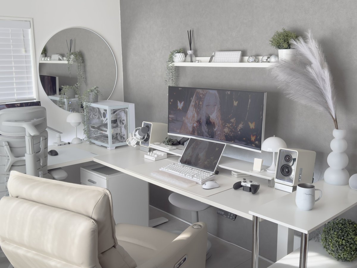 y1010ss's tweet image. 癒しのゲーム＆作業空間🐣☀️

#desksetup