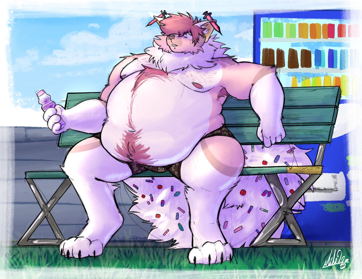With #FatBoyFriday coming to a end, Valentine needs a bit of a rest after such a hot day..

#fat #chubby #furry #fur