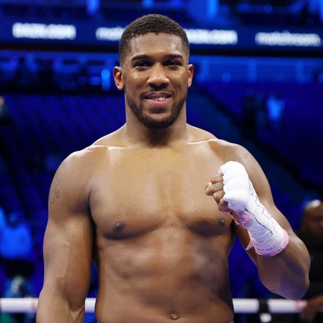 EverythingBoxi2's tweet photo. ‼️ Anthony Joshua KNOCKS OUT Jake Paul in Round 6. https://t.co/4vZjvE1BWZ