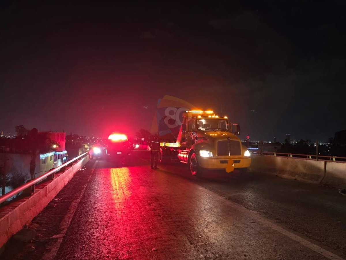 canal80_atlixco's tweet photo. #ReporteCiudadano
"Percance en carretera federal Atlixco-Puebla con dirección a #Atlixco a la altura del primer puente de #Acatepec. Solo se reportan daños materiales, no hay personas lesionadas.
Maneje con precaución ⚠️"
#Accidente #Atlixco #Puebla #Canal80 https://t.co/IlrvDno4Hh