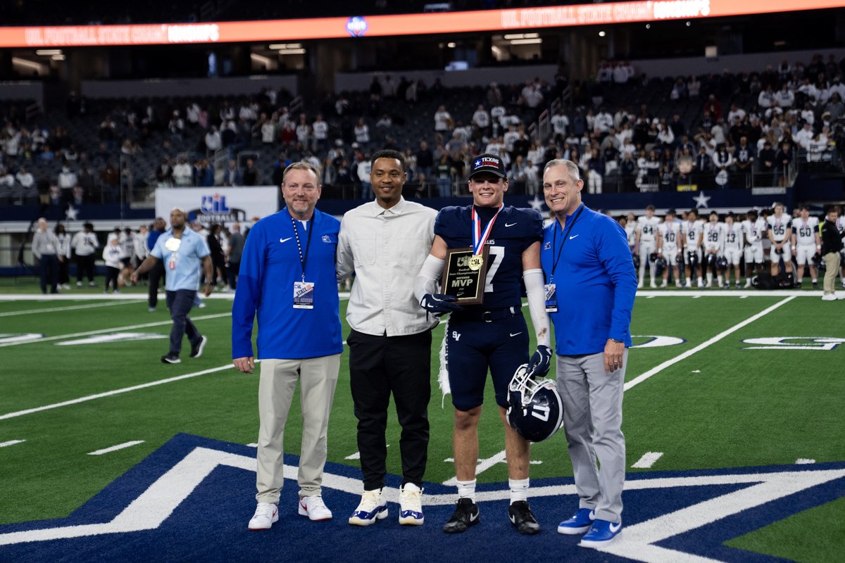 texashsfootball's tweet photo. Your 5A D1 Champion: Smithson Valley Rangers https://t.co/9XfEti2Tc7
