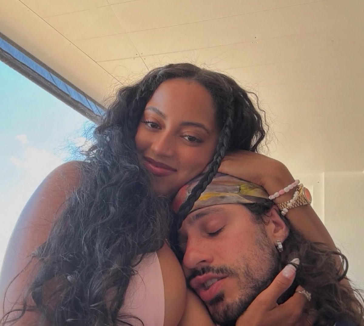 Eligible 💫 tweet media