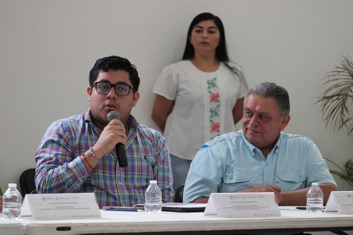 Fortalece gobierno de Estefanía Mercado coordinación institucional en materia de salud pública

👉 facebook.com/share/p/17ZD1U…