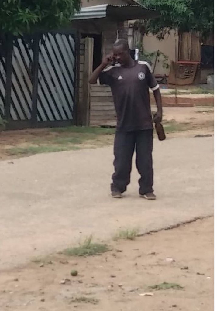 “Hello Madam, ndine ticket remunhu 1 December 31 ndikuenda kwa Winky iwe unogona kuenda kumba kwa baba vako..”