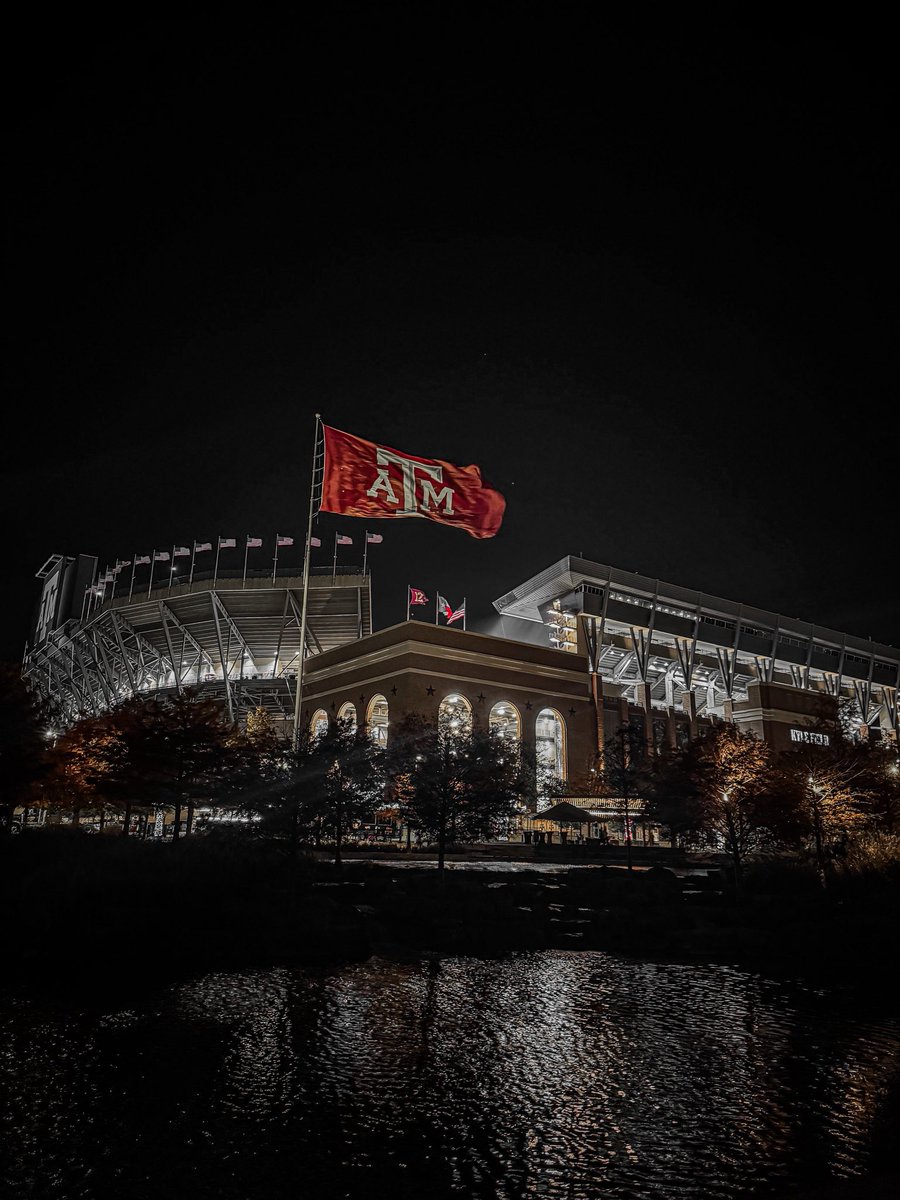 Kyle Field you are STUNNING