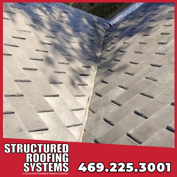 structroofing's tweet photo. Not all roofs are asphalt.
This McKinney home features thick synthetic slate tiles, and we replaced the valley sections, added new ventilation, and updated the pipe penetration. Specialty materials require experienced hands—and that’s exactly what we bring. https://t.co/8INDnFN61h