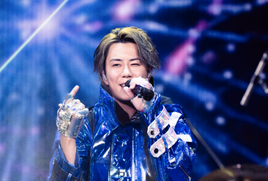 PopVerseMix's tweet photo. 🎶💿北山宏光は今、何を表現しようとしているのか──新レーベル「RED ON」移籍で見えてきた“次のフェーズ”🌟
https://t.co/f3WzaSHpXF

✦ ┈┈┈┈
静かな覚悟を見届けよう
┈┈┈┈ ✦
🌿派手さより“言葉と音の精度”、話題性より“積み重ね”。
独立後もブレずに、自分の表現と向き合い続けてきた北山宏光🙎‍♂️

🎤北山宏光は今、どこに立ち、何を表現しようとしているのか。 新レーベル「RED ON」移籍は、ただの環境変化じゃない。

2026年春の連続リリース、その前段にある“静かな覚悟”とは──🎧✨

#北山宏光 #REDON #TOBE #音楽の話
#ポプバ