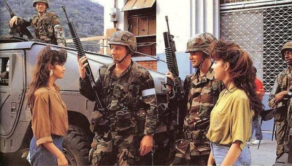 varelapopi's tweet image. A esta misma hora,  12:30 a.m. del 20 de diciembre de 1989, Panamá cambió para siempre.

Esa noche, al escuchar las bombas, lo primero que hice fue esconder las leches de mi hijo de apenas un año. Tenía miedo de que los Batallones de la Dignidad irrumpieran en mi casa y se las…