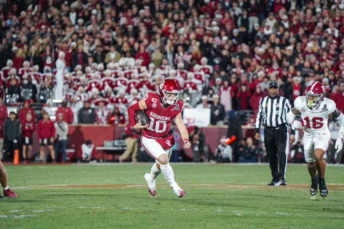The #Sooners averaged less than four yards per carry as a team this season, and Brent Venables says he expects that to change for the better in the offseason.

"That's gonna be a focus for us moving forward. We have to get better at running the football."