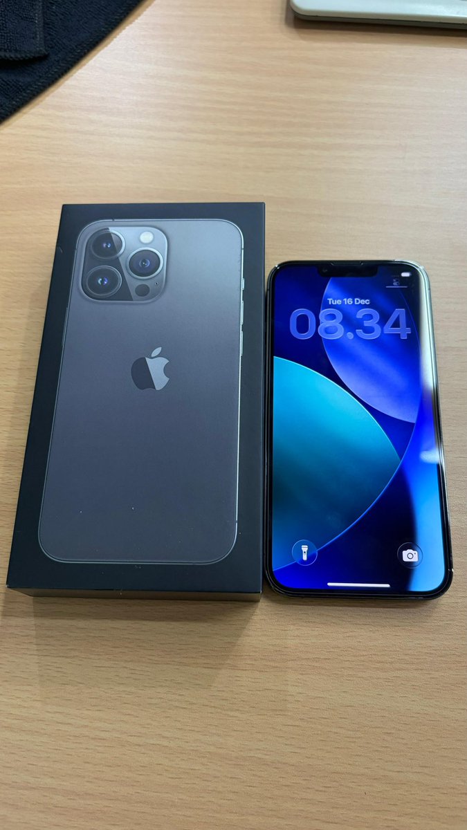 waveenwind's tweet photo. WTS, Iphone 13 pro 128gb Digimap
Face id , truetone aman
BH 75% 
Minus pemakaian saja

Open di 8,5jt (nego)
Boleh DM/WA untuk lebih lanjut dan diutamakan COD bandung🙏

Izin tag om @bhaguz_403 https://t.co/eRZKaDRffJ