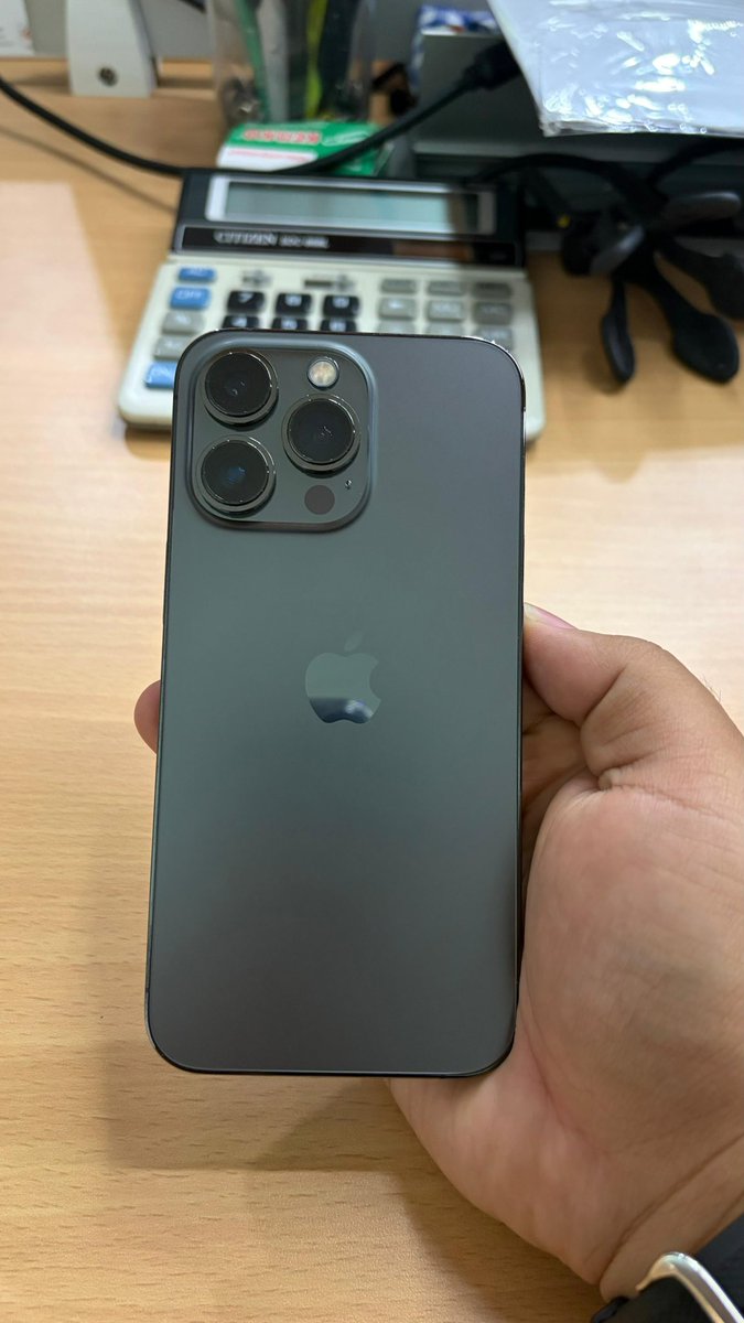 waveenwind's tweet photo. WTS, Iphone 13 pro 128gb Digimap
Face id , truetone aman
BH 75% 
Minus pemakaian saja

Open di 8,5jt (nego)
Boleh DM/WA untuk lebih lanjut dan diutamakan COD bandung🙏

Izin tag om @bhaguz_403 https://t.co/eRZKaDRffJ