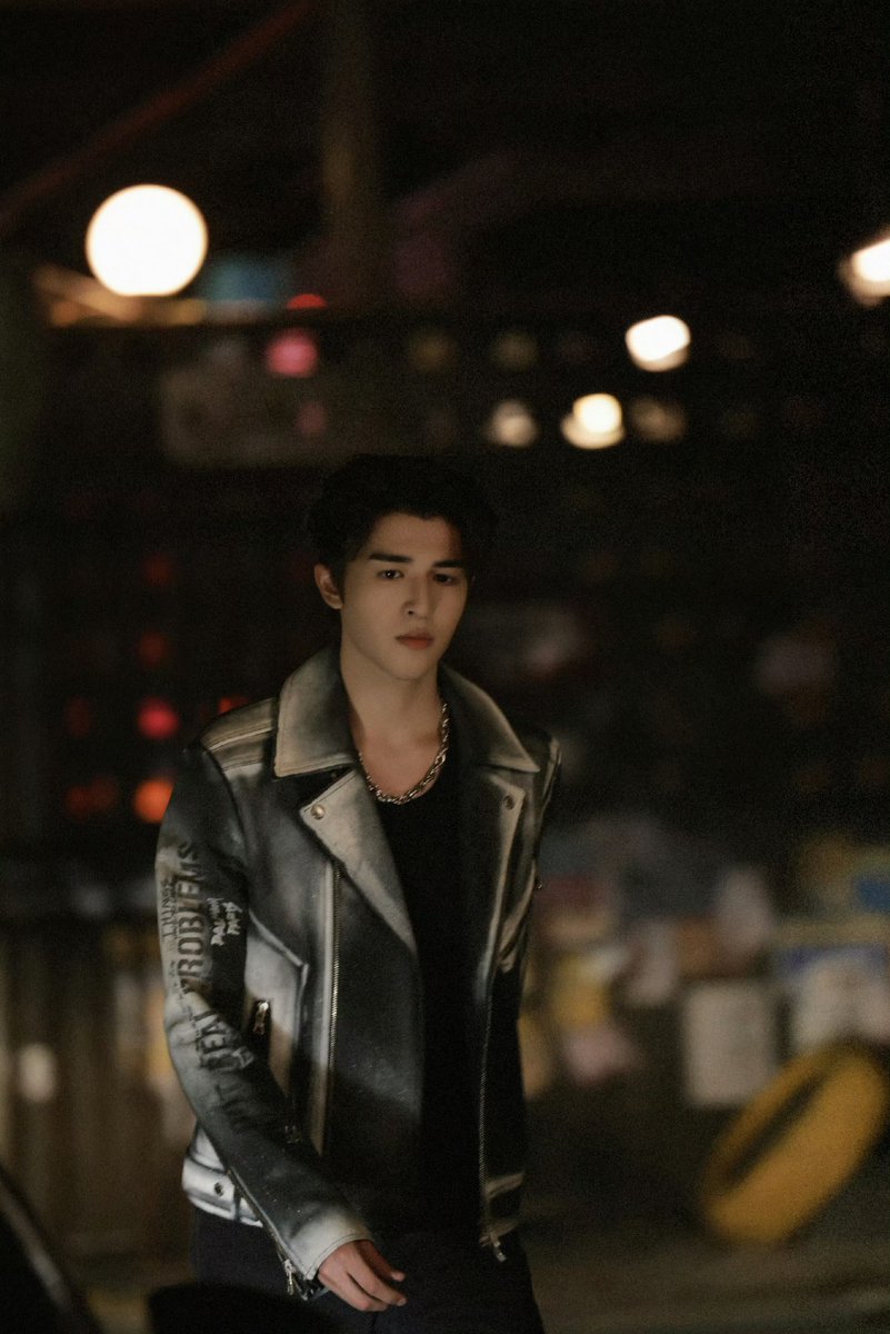 สตูมาลงเบื้องหลังคุณชายเฟิง ถึงจะเพลย์บอยทะเล้น ลึกลับ แต่ก็เป็นคนดี ไม่อยากเห็นโหยวจิ่วต้องตาย ซีนนี้เห็นเลยว่าเครียดและกังวลจริงๆ

 #แพทริคณัฐวรรธ์ #PatrickFinkler 
#SpeedAndLovexPatrick 
#SpeedAndLove #双轨 
#เหลียงเยี่ยนเฟิง #梁彦丰