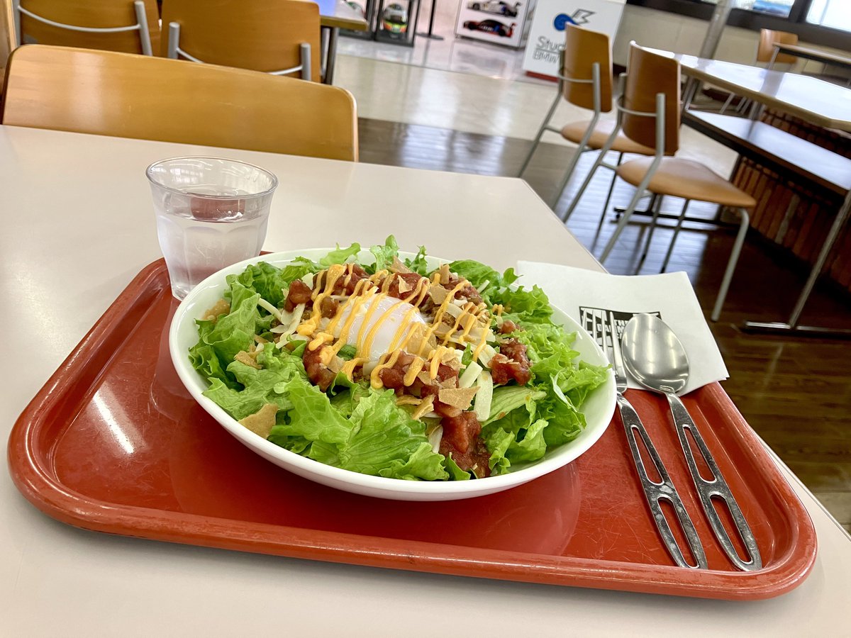 amagaeru0330's tweet image. ちょっと大観山までランチしに行ってきました⛰️🚗♪＝3

MFゴーストのポストカードも無事にGetできたし、タコライスがめっちゃ美味しかった💕

とても静かでゆたーりマターリできました(*´꒳`*)

#箱根 #hakone