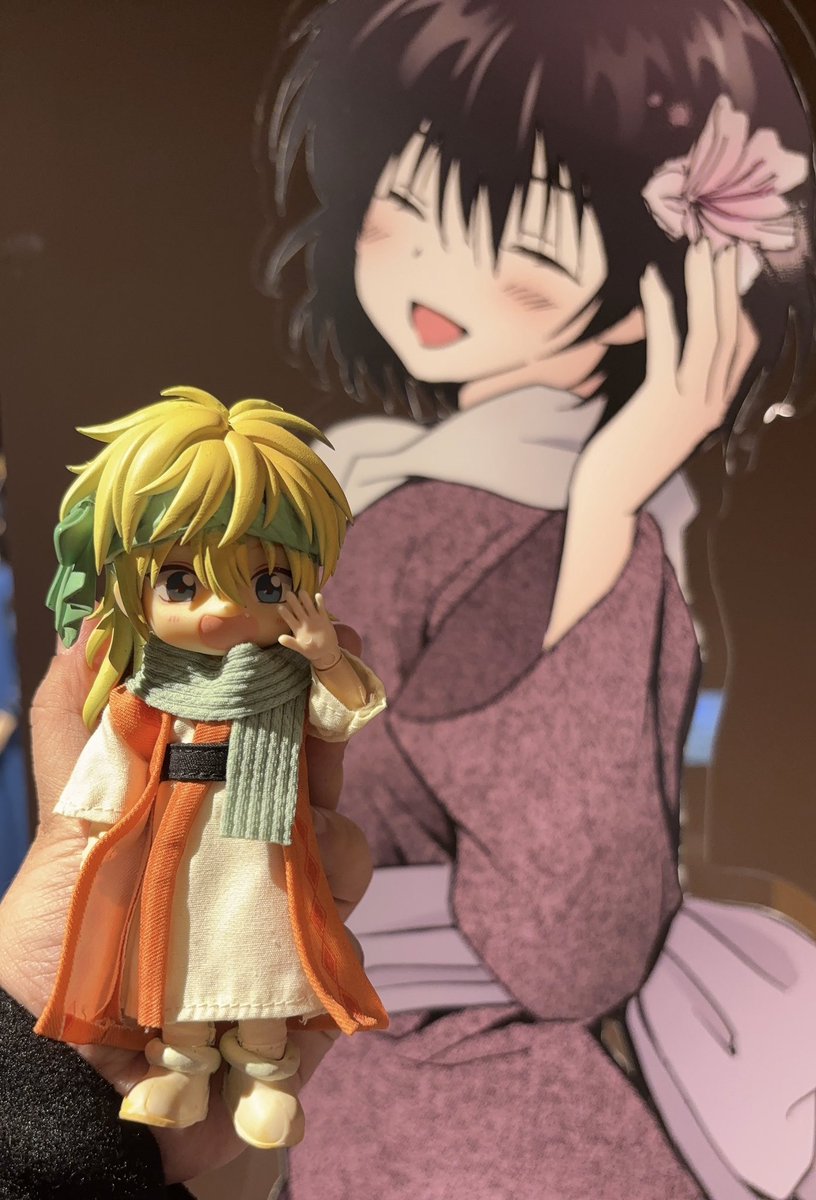 took a photo of zeno with his wife 💛