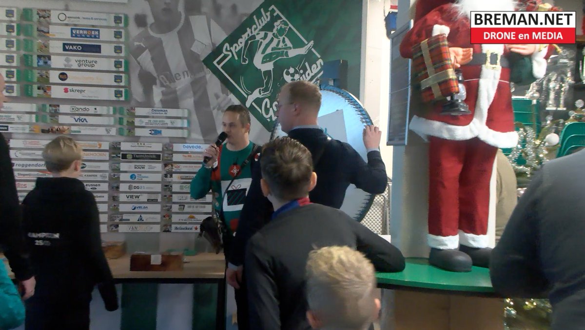 Kerstbazar bij Sportclub Genemuiden breman.net/kerstbazar-bij… <a href="/scgenemuiden/">Sportclub Genemuiden</a>