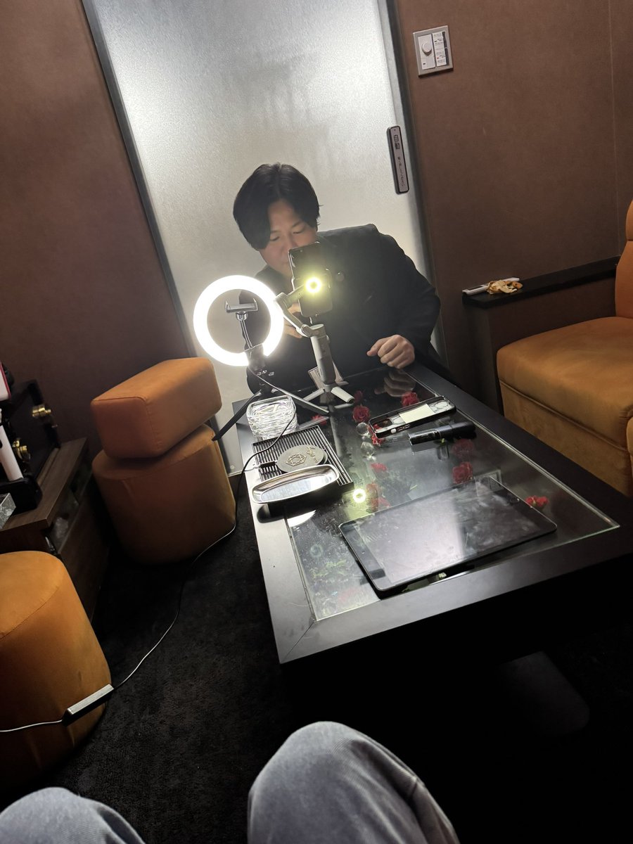 CLUB Shiny𝟭𝘀𝘁
ーOPENー
19:00〜LAST！
📍岡山市北区田町2-9-7リーセイントビル1F

tiktok.com/@yamatake.0421…

Tiktokフォローお願いしゃっ！

#岡山
#ホスト
#Tiktok
#四代目尚斗