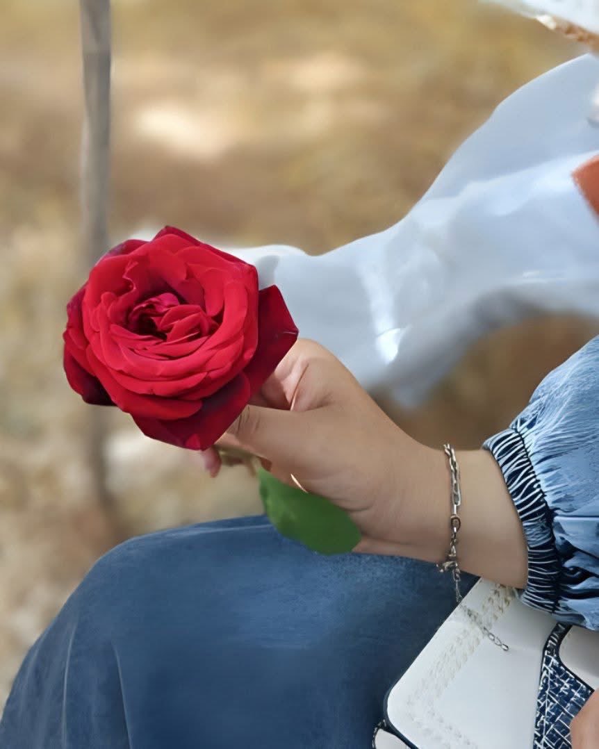 مثل مايراعون العرب حقـوق الجـار 
اراعيك عن همس المناقيد والسنها

🤍🤍