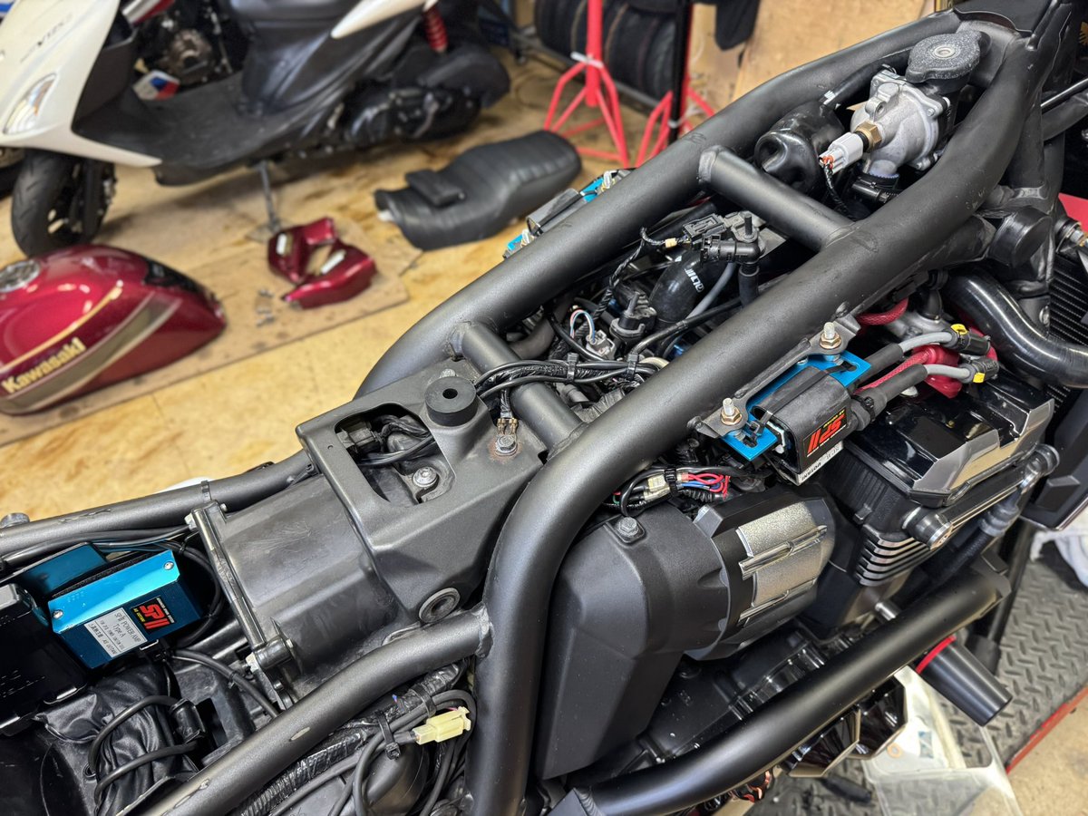 このカスタムもっと早くやっときゃよかった😭 今後のツーリングが