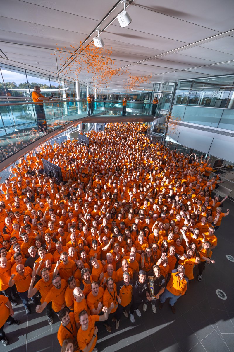 A year worth celebrating 🧡🏆

#McLaren