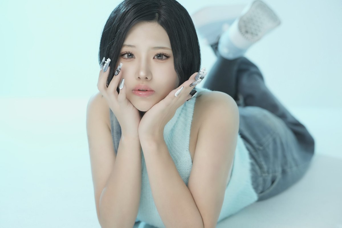 언제나 내 시선 끝엔 너만 있어.
p. <a href="/yumemi270/">夢見 律 | yumemi ritsu</a>