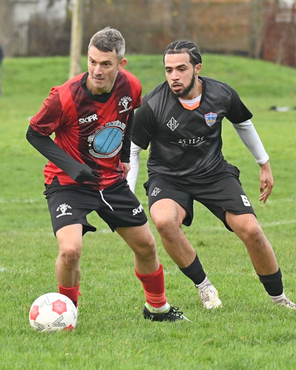 𝙈𝘼𝙏𝘾𝙃 𝙋𝙃𝙊𝙏𝙊𝙎 📸

Snaps from last weekend's closely fought #Corinthian Division 1 clash between <a href="/JKSILVERTOWNFC/">JK SILVERTOWN FC</a> &amp; FC Galaxy are now available on Flickr

𝘍𝘶𝘭𝘭 𝘎𝘢𝘭𝘭𝘦𝘳𝘺 ➡ buff.ly/ts1G7ZD