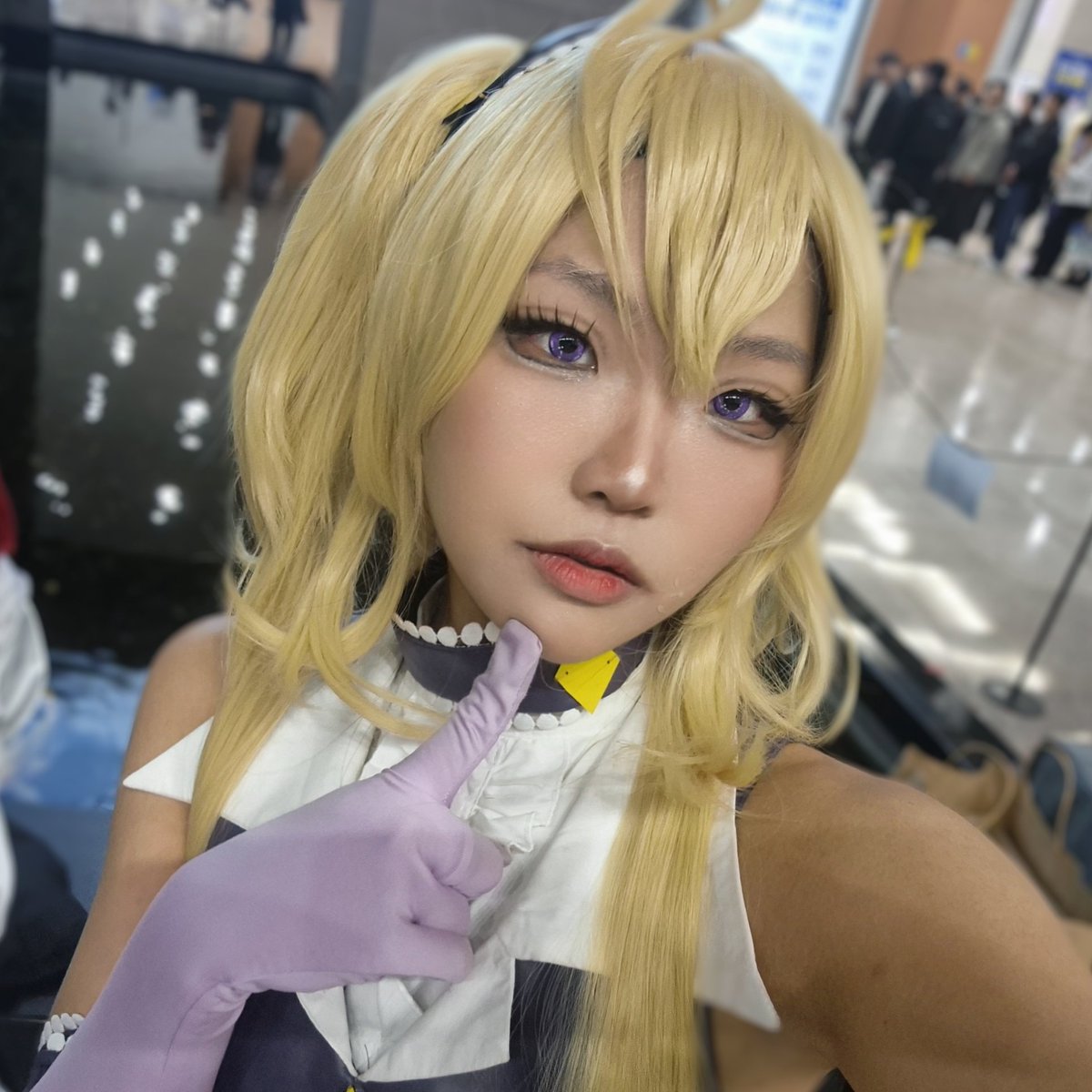 다들 추운 날 행사 너무너무 고생 많으셨어요 🥹 사람도 많고 정신 없었는데 그래도 트친분들 꽤 만나봬서 기뻤습니다 ( ˃᷄˶˶̫˶˂᷅ )
내일은 여유롭게 💙으로 뵈어요•••🫶