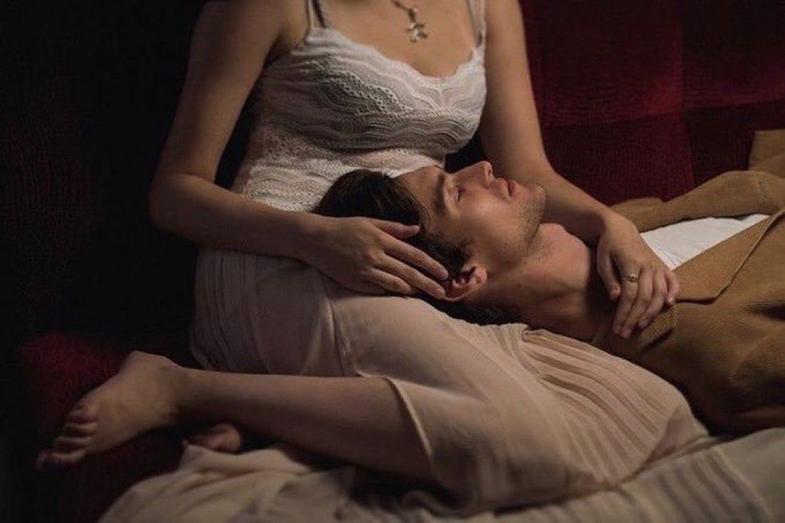 ꨄ︎ (@couplsgoal) on Twitter photo 