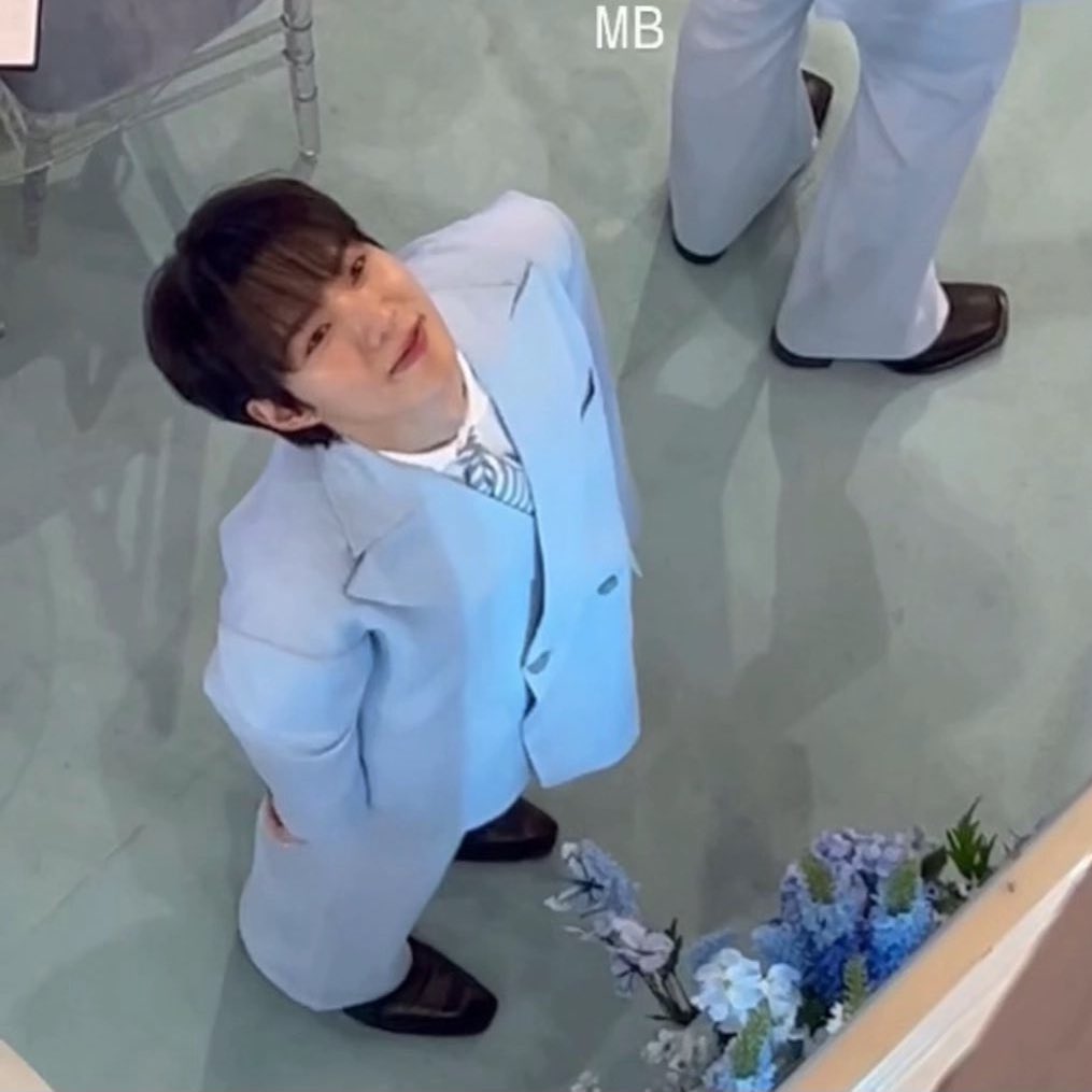 melyn❦ tweet media