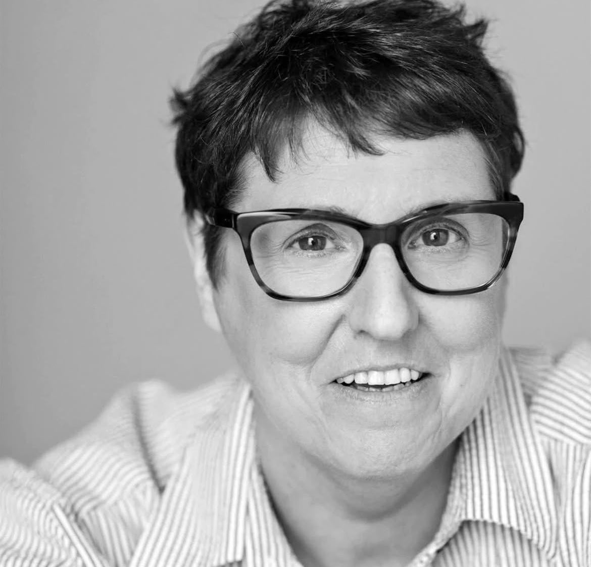 earlydoorspod's tweet image. I (Ben) only met you @chesloza for a couple of hours on zoom and we’d send messages every now and again but even in that I knew how special you were/are as a person. All my love to John and your family.