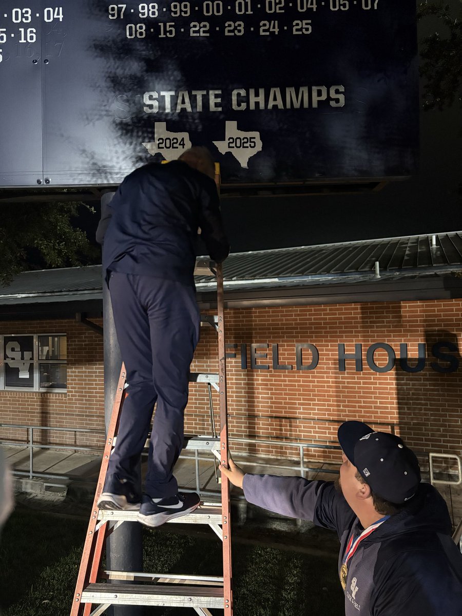 SV_RangerFB's tweet image. Good morning from Ranger Stadium… BACK TO BACK!! Go Rangers.