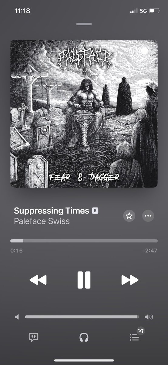 ells🖤 tweet media