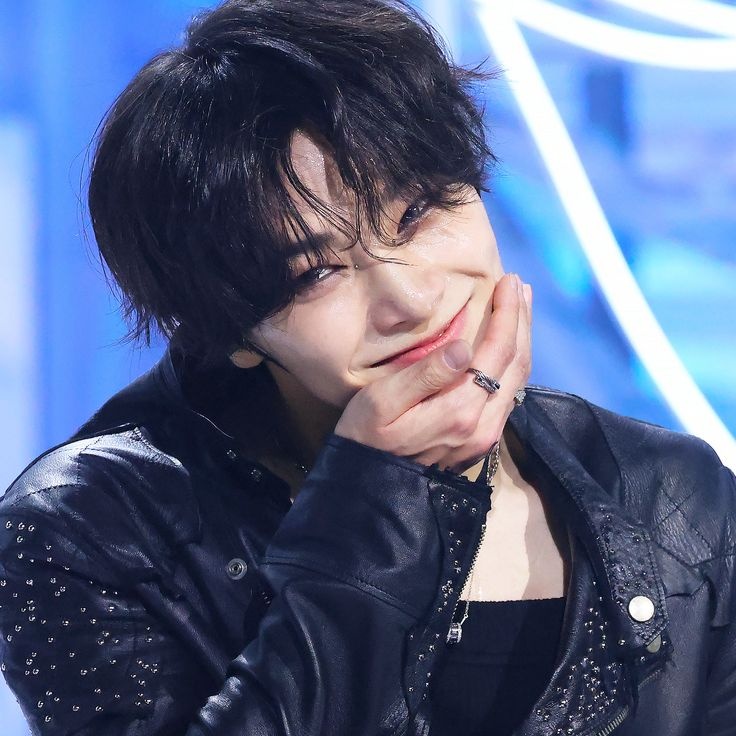 lovxxin's tweet photo. 난 아기빵이 있는데 https://t.co/5VLRs372mJ
