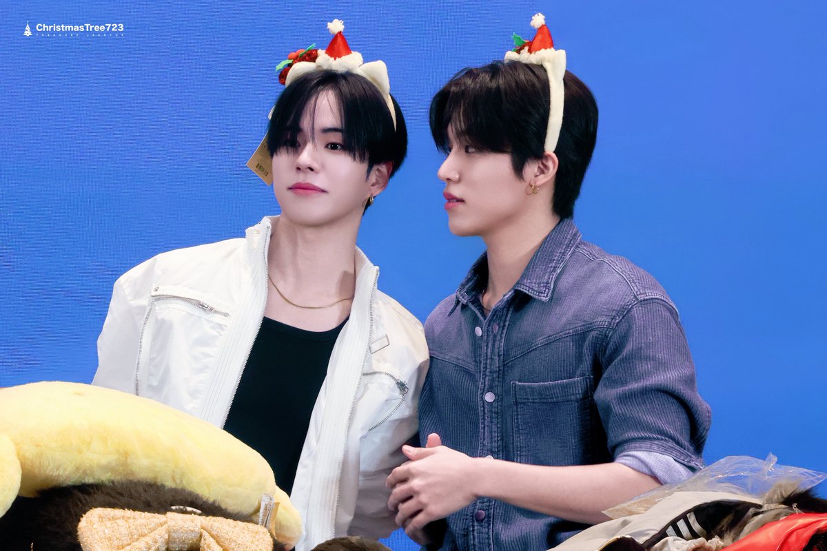 poiik142's tweet photo. 사랑이눈에보이는순간 https://t.co/q52f5ZSdOq