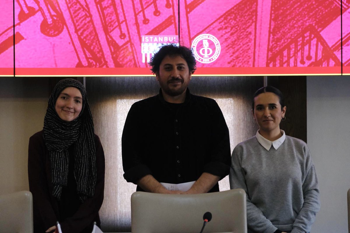 İÜ Felsefe Topluluğu tweet media