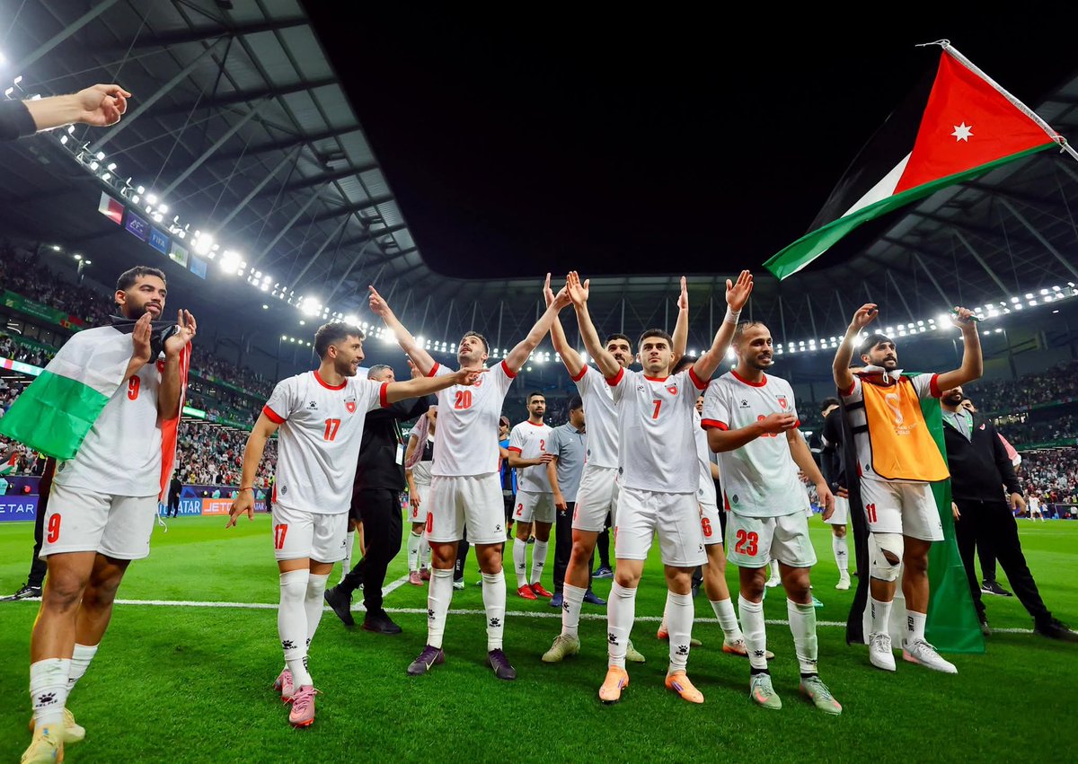 🚨🚨🚨الموثوق مفيد حسونة 

عرض رسمي من نادي أوروبي يفوق المليون دولار لأحد نجوم منتخبنا الوطني 🔥