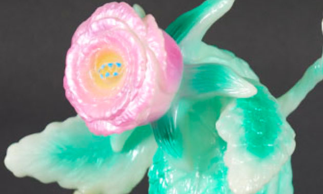 ゴジラ・ストア限定！ マルサンから芦ノ湖の夜に輝く「花獣ビオランテ