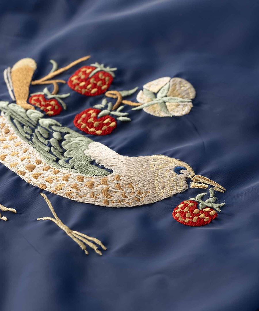 ウィリアム・モリス「いちご泥棒」が美しすぎる！ 立体刺繍で抜け感が