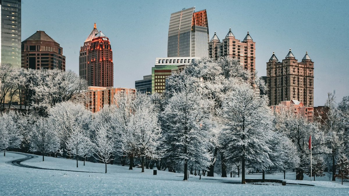 Budget Travel tweet media