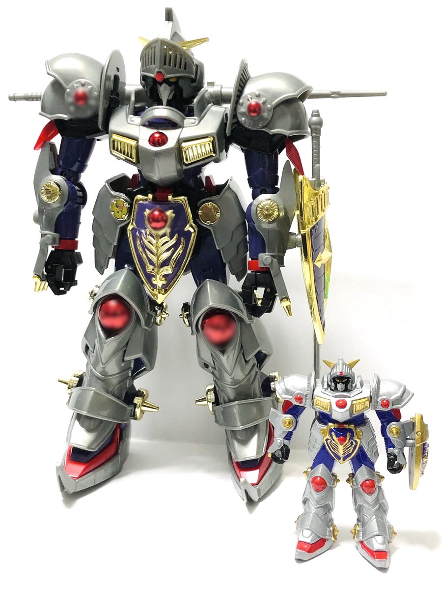 1枚目はBB戦士。2枚目は元祖SD。3枚目はガンダムクロス。4枚目は