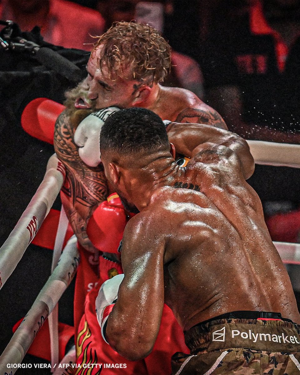 SeanRossSapp's tweet image. Amazing shot by Giorgio Viera