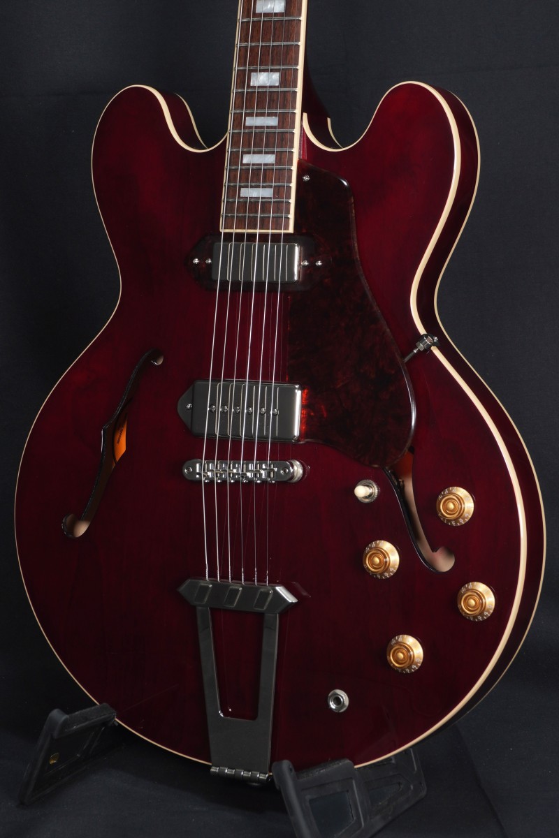 FinestGuitars's tweet photo. 【現地選定品！】
Mod Collectionで製作されたES-330！
フロントにミニハム搭載＆クローム・ハードウェア＆鼈甲パーツを採用したワンオフ・モデルです！
https://t.co/QqORyNBxX2

#gibson #es330 #modcollection #選定品 https://t.co/mis4qSfvP3
