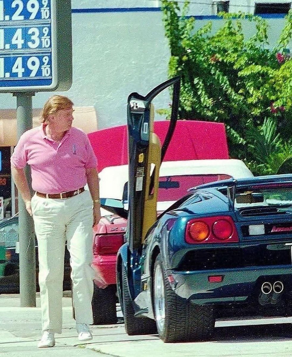 AHaschi's tweet image. Uhm Trump told us he was hot and Joe was ugly, another lie