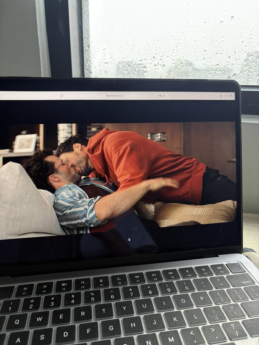🔥🥵🥵 Scott Hunter! #heatedrivalry 

Just a quick post to remember which series I am in to 2025😁😁😁

#PLHIVdiaries